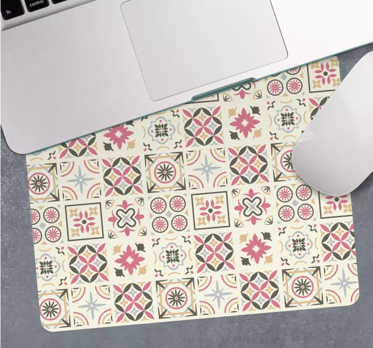 “nicolle”拼贴原装鼠标垫 - TenStickers