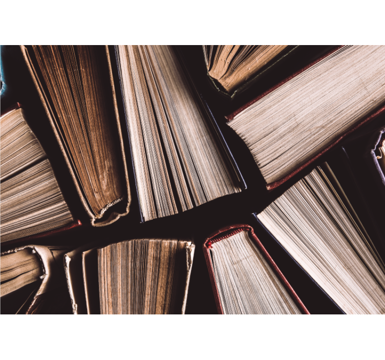 艺术照片墙与叠放书籍的完美结合 - TenStickers