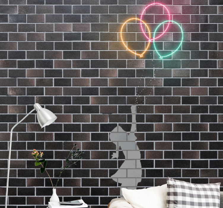 城市艺术照片壁画女孩伸手触碰气球 - TenStickers