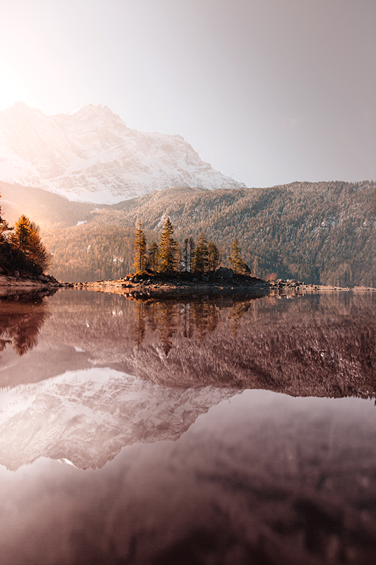 写实照片海报展示北欧山脉 - TenStickers