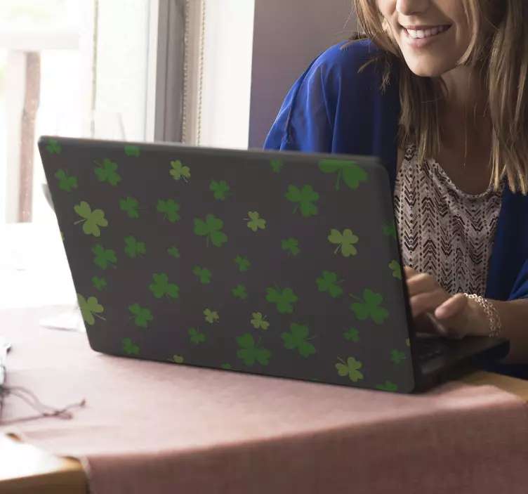 三叶草选择笔记本电脑贴纸 - TenStickers