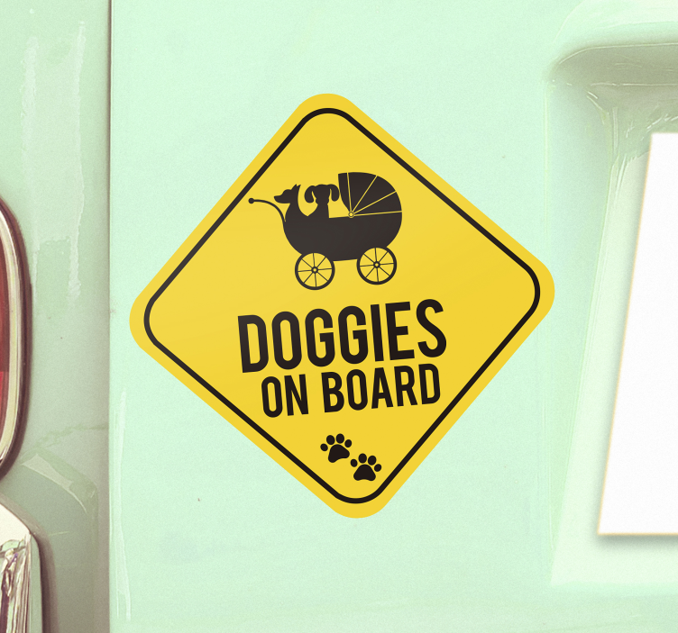 车上宠物贴纸 - TenStickers