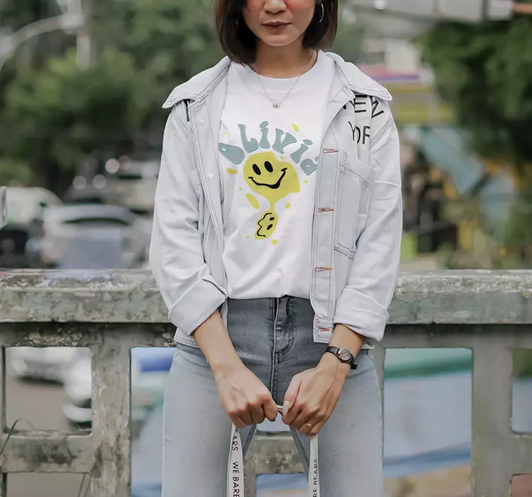 名牌t恤快乐黄色笑脸 - TenStickers