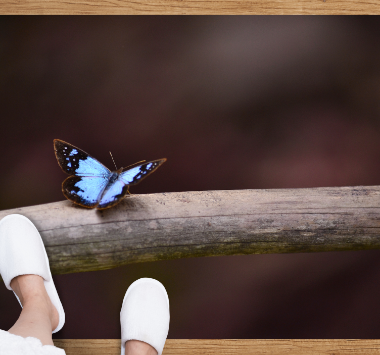 天然乙烯基地毯蝴蝶栖息在树枝上 - TenStickers